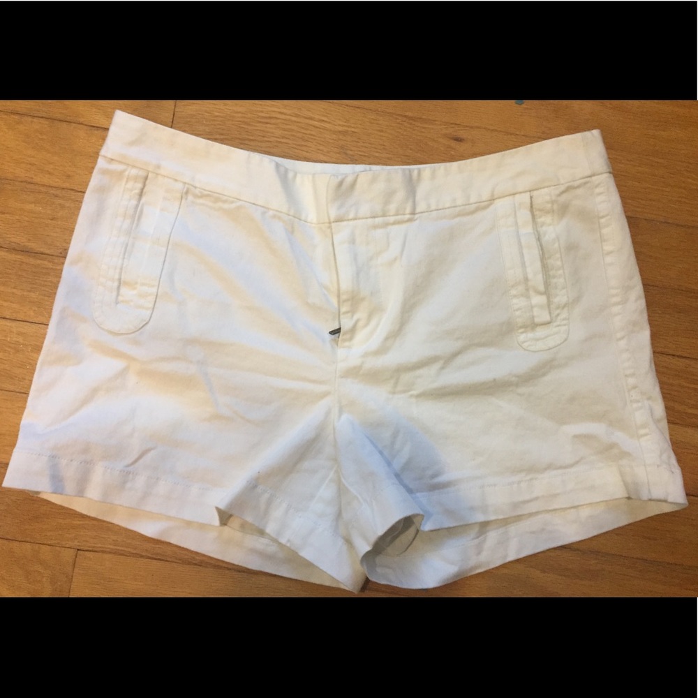 Gap stretch white denim shorts size 10